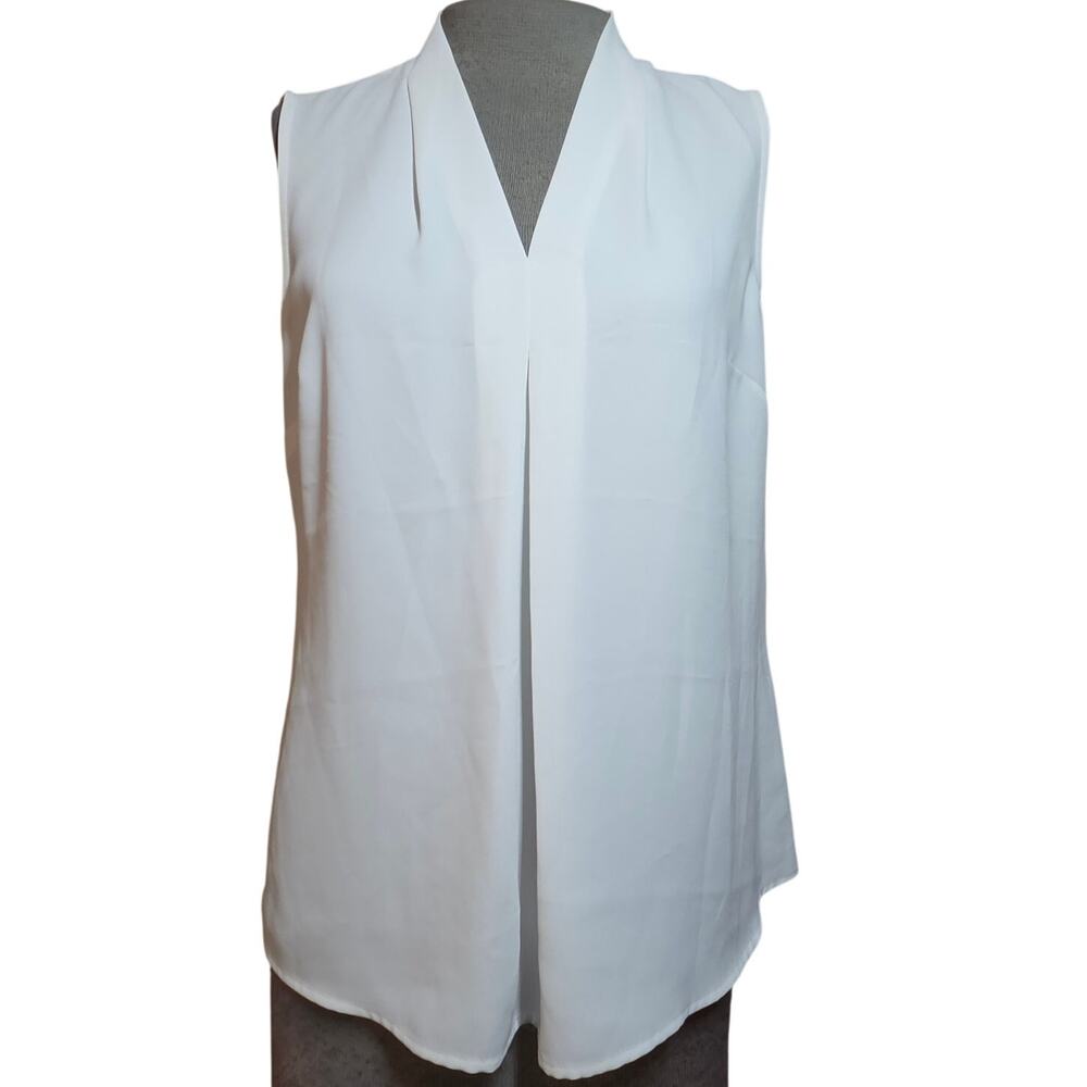Nine West V Neck Sleevless Blouse Size XS New with Tag